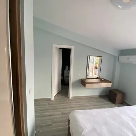 Apartamento Luxury Penthouse Swimming Pool Mali Robit